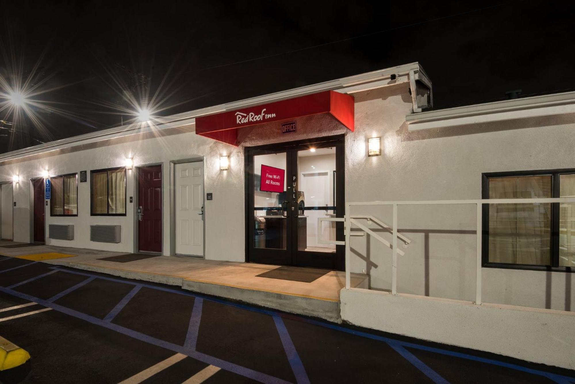 Red Roof Inn Carson - Wilmington, Ca Los Angeles Exteriér fotografie